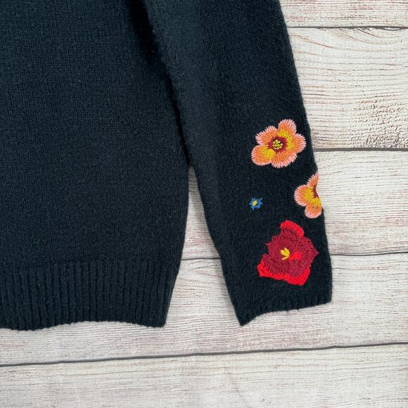 Cliche Floral Embroidered Crewneck Sweater Womens XL Black Red Pink - Picture 6 of 12